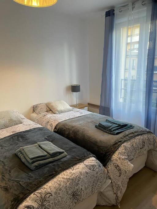 Maison Agreable Et Spacieuse Aux Portes De Paris Et Du Metro Saint-Ouen  Room photo
