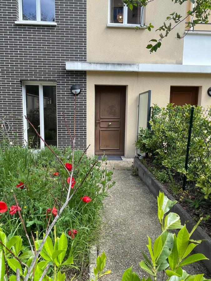 Maison Agreable Et Spacieuse Aux Portes De Paris Et Du Metro Saint-Ouen  Exterior photo